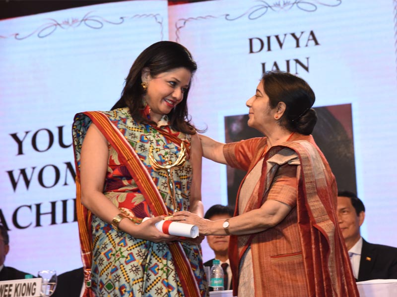Ms. Divya Jain, Founder & CEO, Safeducate has been honored by Hon’ble Minister of External Affairs, Ms. Sushma Swaraj