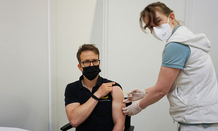 HARTING employees covid vaccination offer very well received
