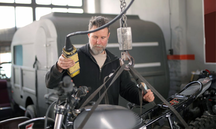 How to Prevent Hydraulic Oil Contamination and Keep Machines Running Smoothly