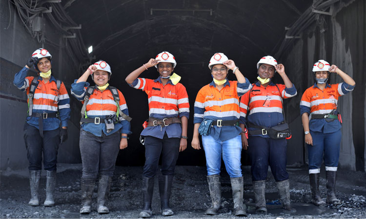 Women dive into mining